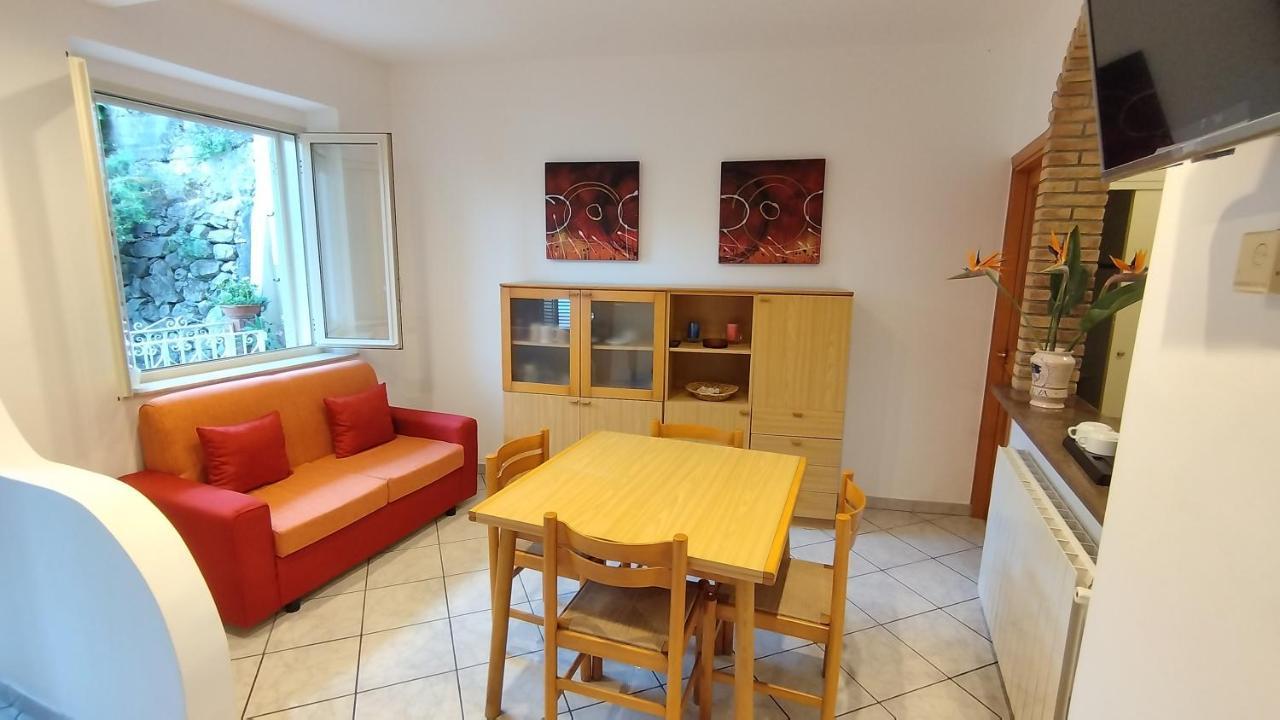 Casa Carmela Panoramic Center Apartment تاورمينا المظهر الخارجي الصورة