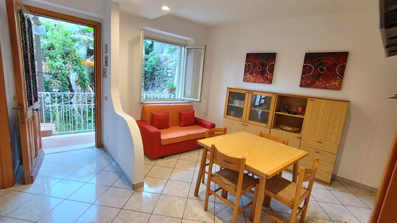 Casa Carmela Panoramic Center Apartment تاورمينا المظهر الخارجي الصورة